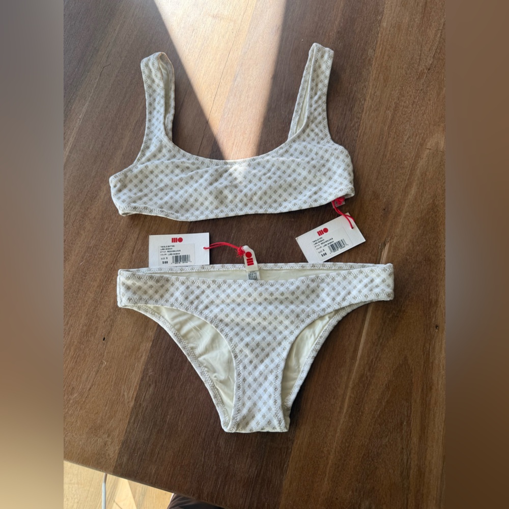 Solid and Striped NWT Elle Bikini